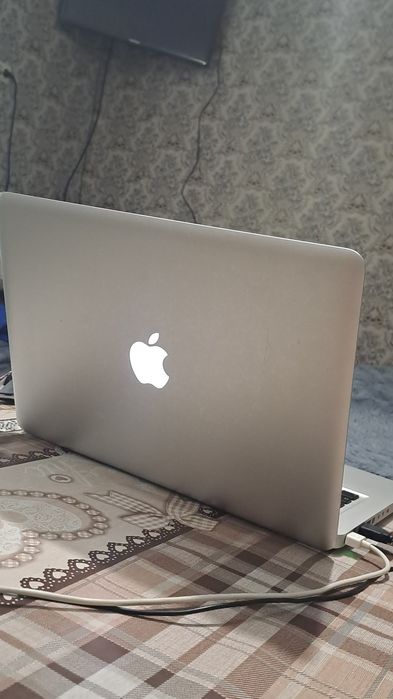 Macbook 13 inc office