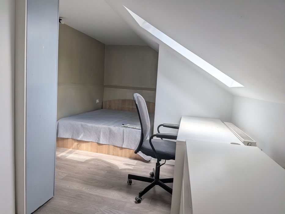 Închiriez apartament cu 1 camera,Între Lacuri