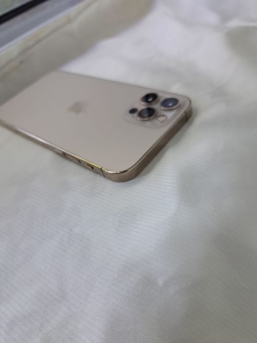 iPhone 12 pro gold!!