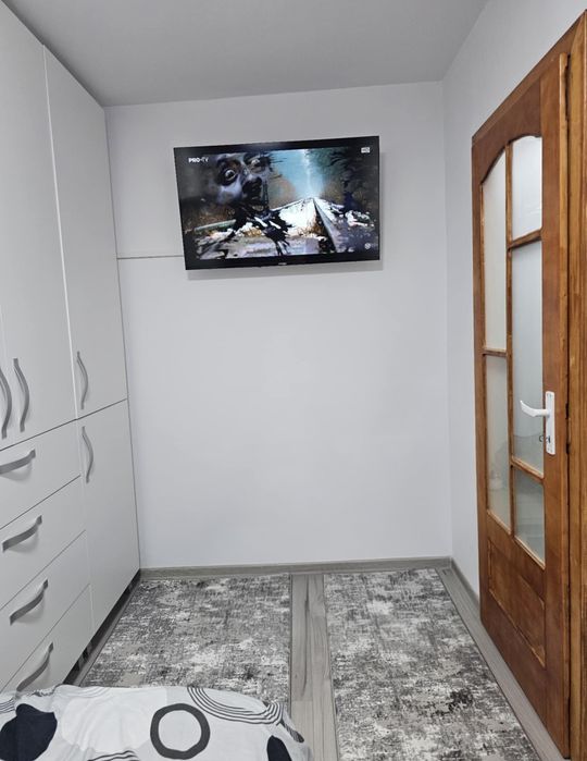 Reșița, Garsoniera, mobilata si renovata complet