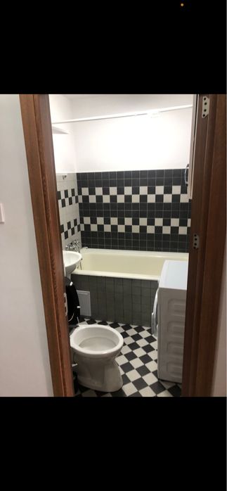 Inchiriez garsoniera