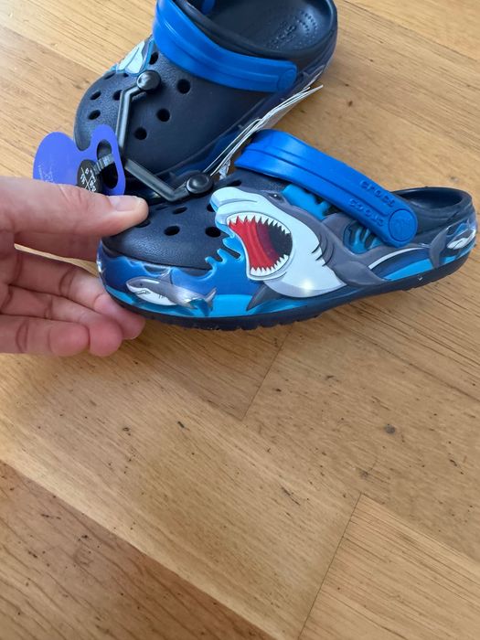 KIDS CROCS fun lab lights clogs 25-26 euro