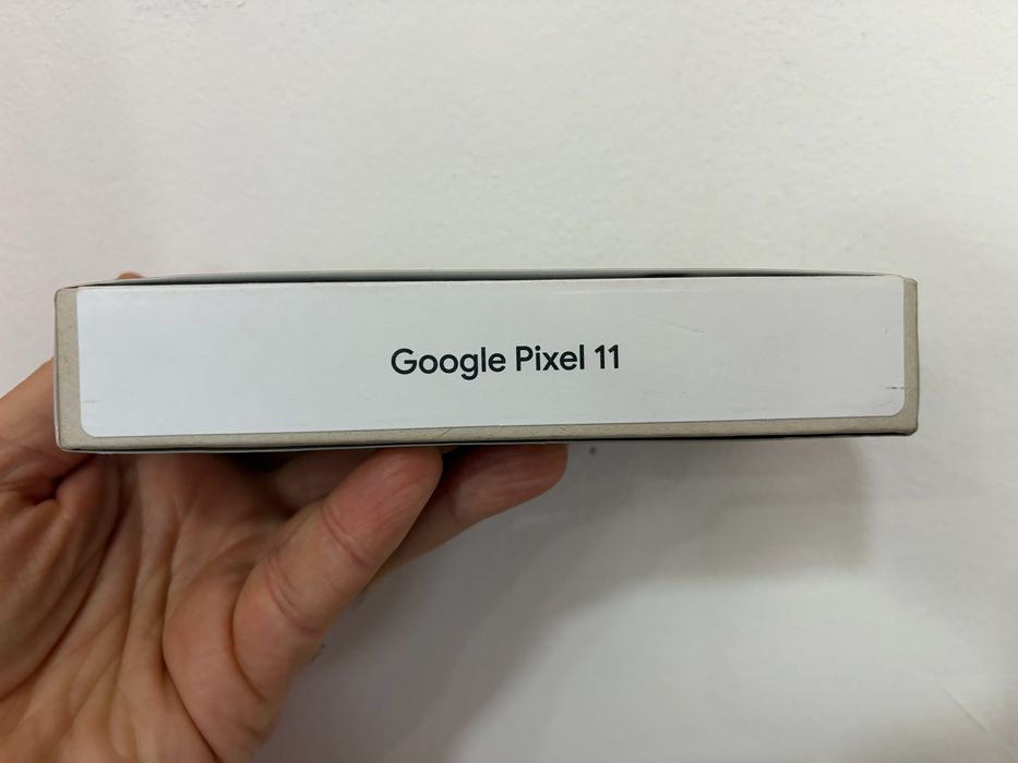 Google Pixel 11, 256 gb, 12 gb ram, 5G, Obsidian, nou la cutie