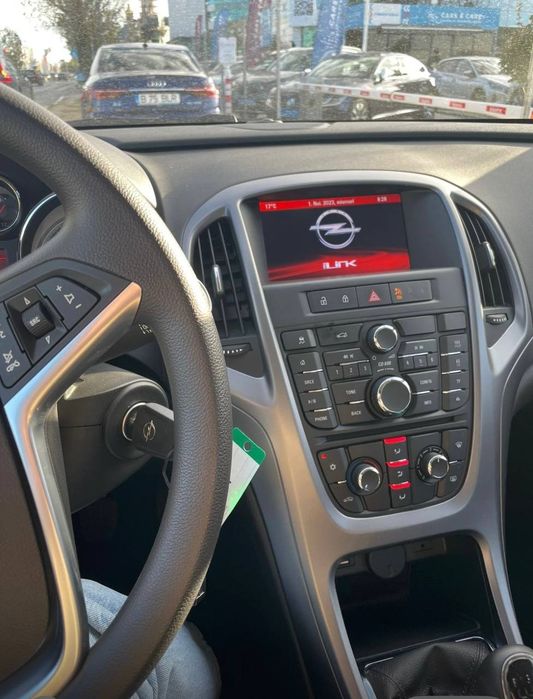 OPEL Astra 2019 — imagine 4