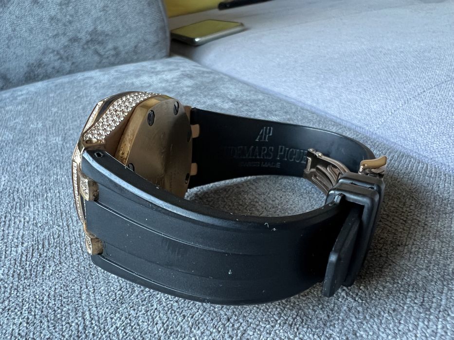 Часовник Royal oak