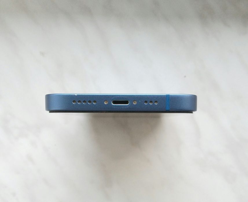 Продам iPhone 13 128gb/83% акб