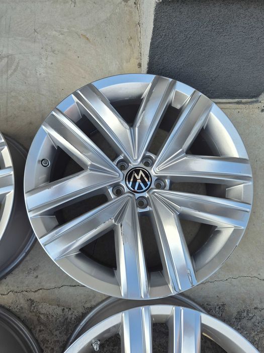 Jante Aliaj 5x112 19'' - OEM VW Touareg CR 2026 - Tiguan - Passat - Phaeton - 8.5J ET 26 ( defect )