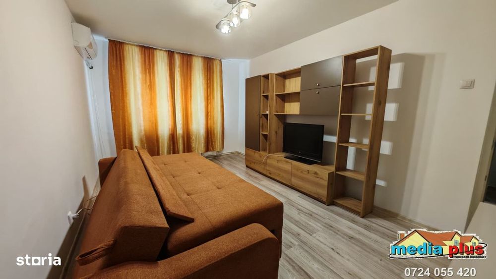 Apartament 3 camere decomandat – Micro 17