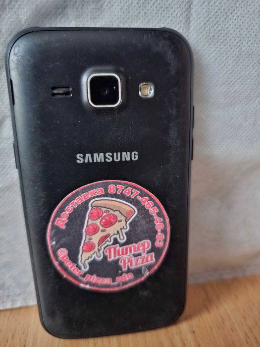 Samsung Galaxy J1  НЕДОРОГО