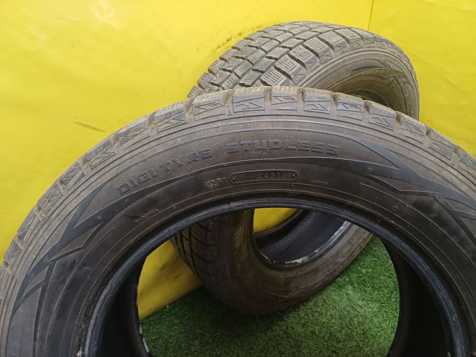 Шины 215 60 R16 DUNLOP пара