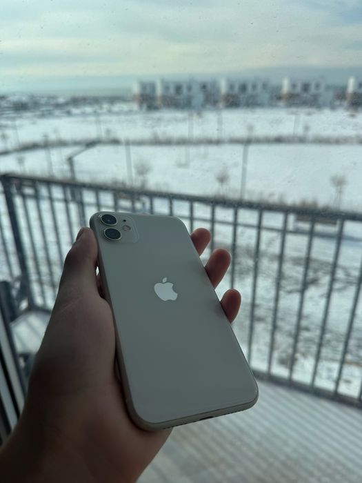 Iphone 11 в белом цвете