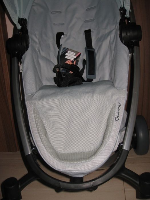 Quinny Zapp Flex Plus Frost On Grey