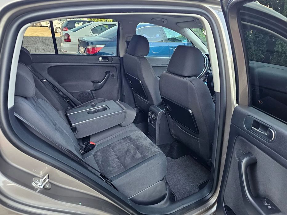 Volkswagen Golf Plus An 2011~1.6TDi-105Cp~AUTOMATA~Xenon~Trapa~Navigatie~Euro 5