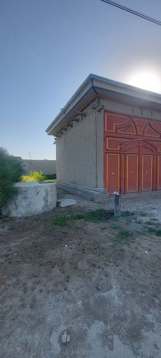 Уй Сотилади  Коракуль