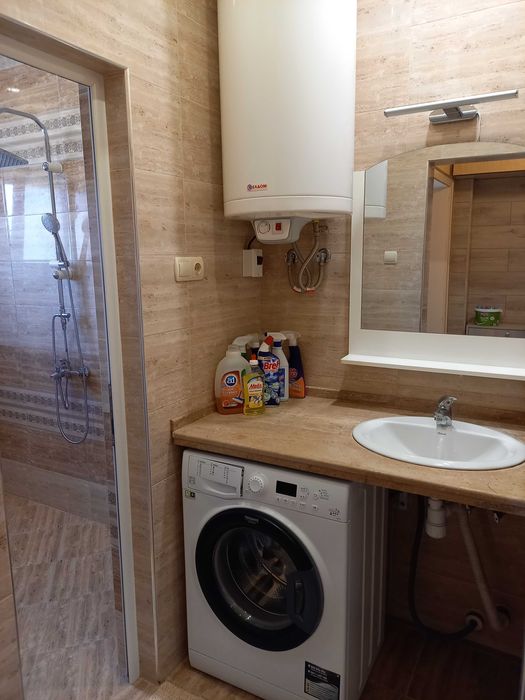 Дава се под наем Многостаен апартамент в Свиленград - 120 кв.м за 612 € - Снимка #4