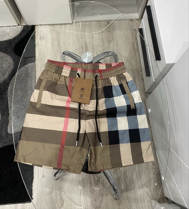 Pantaloni scurti burberry
