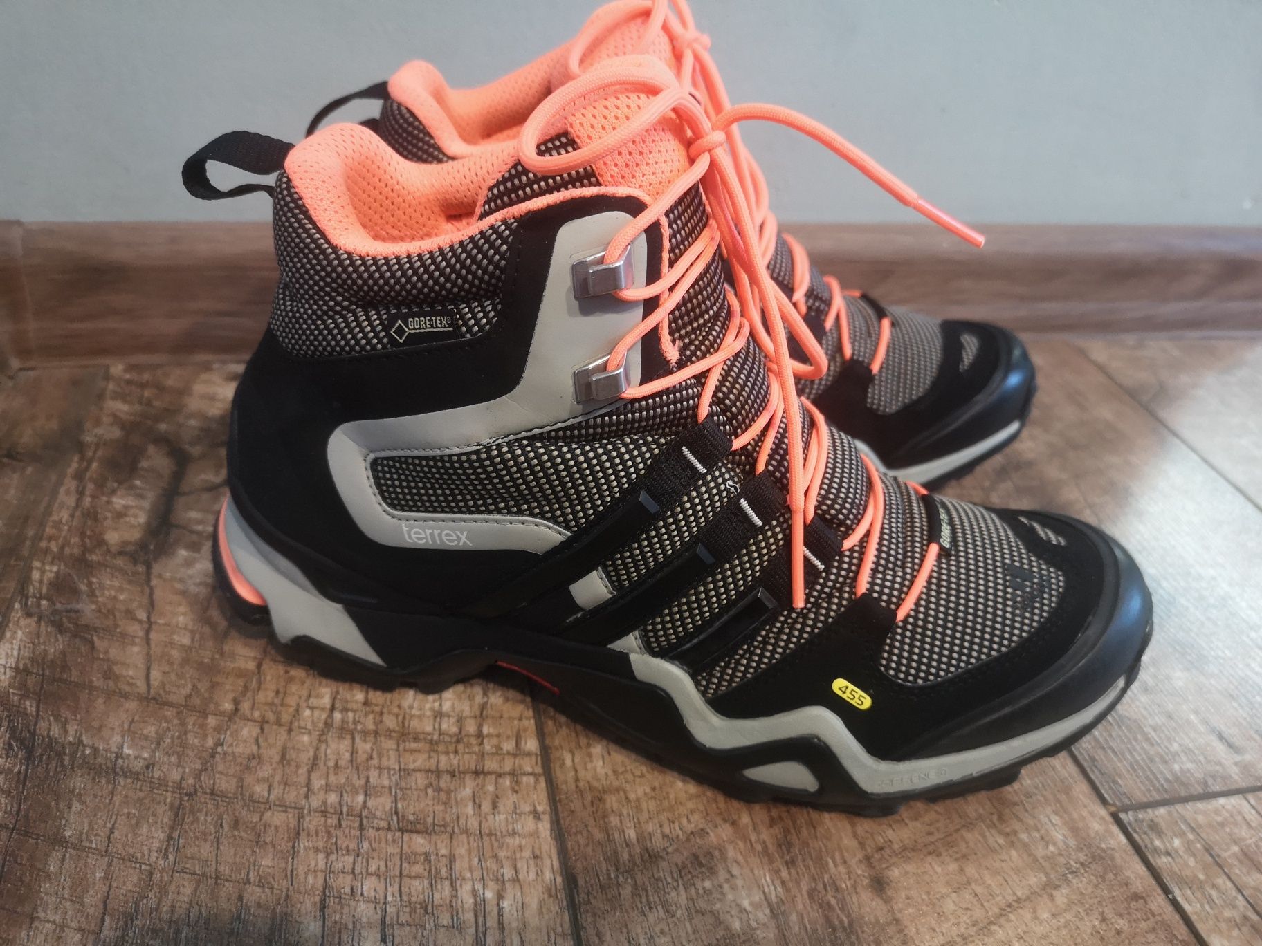 Adidas terrex 455 hotsell