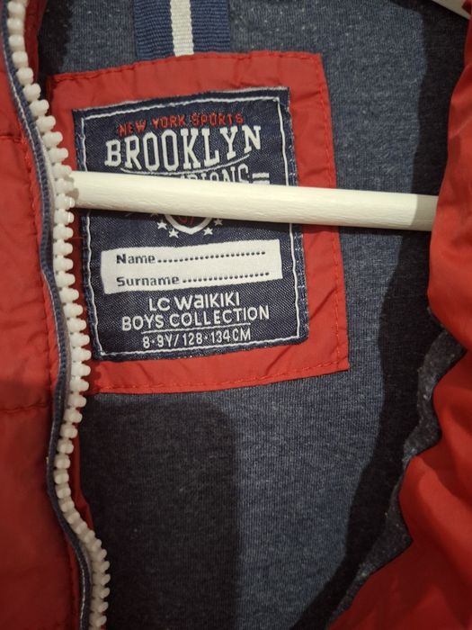 Продам жилетку  на 8-9 лет