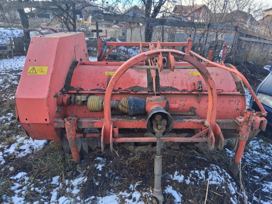 Tocator restul vegetale pe 2 randuri