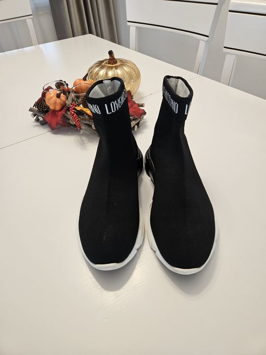 Sneakers Love Moschino
