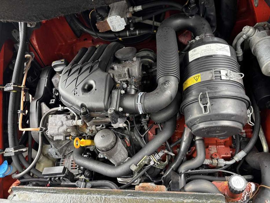 Stivuitor - Motostivuitor Linde H25D Diesel Anul fabricației: 2012