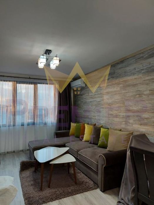 Дава се под наем Двустаен апартамент в Варна, Бриз - 76 кв.м за 1150 € - Снимка #1