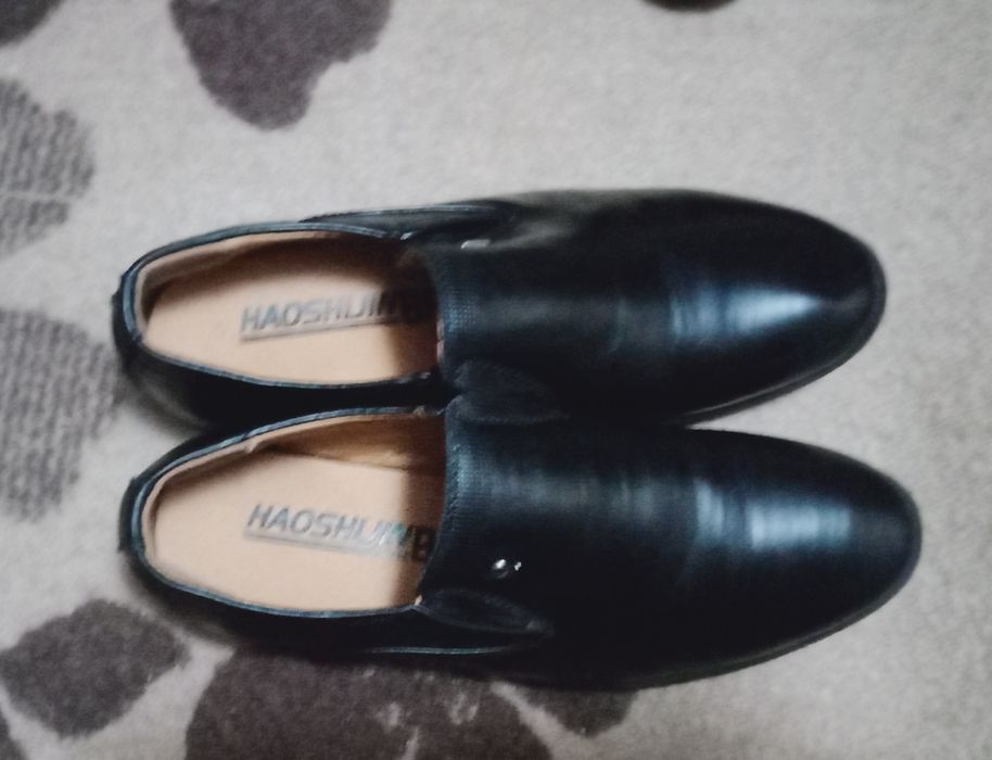 Туфли школьные  34 и 36 р-р