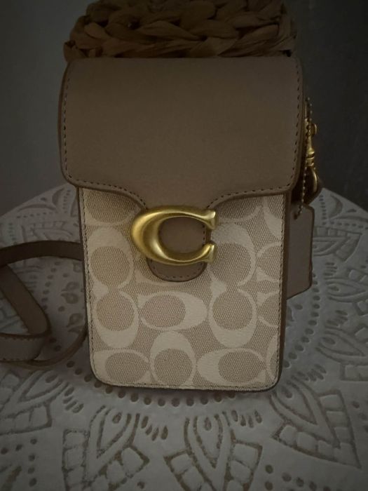 Чантичка за телефон