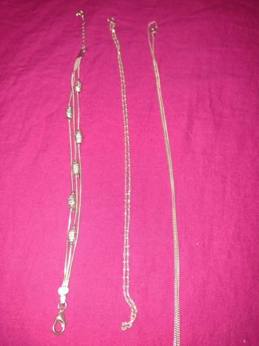 Vând bijuterii de argint imaginile sunt reale prețul este negociabil