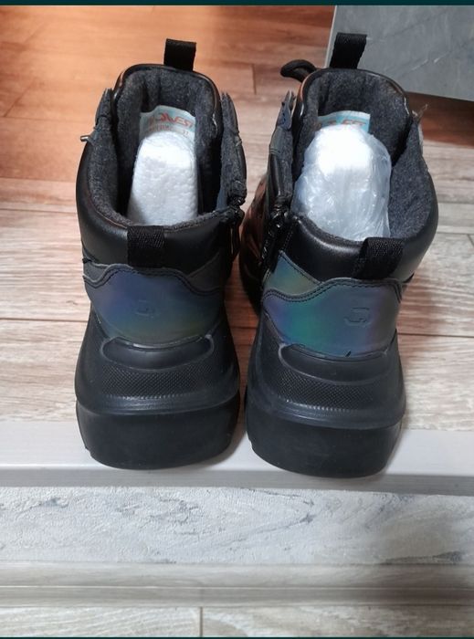 Демисезонные ботинки для девочки