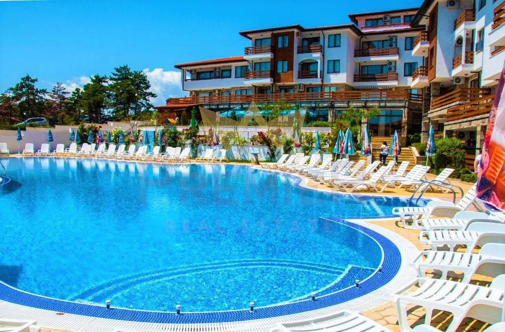 Продава се Двустаен апартамент в к.к. Слънчев бряг - 66 кв.м за 670 €/кв.м - Снимка #6