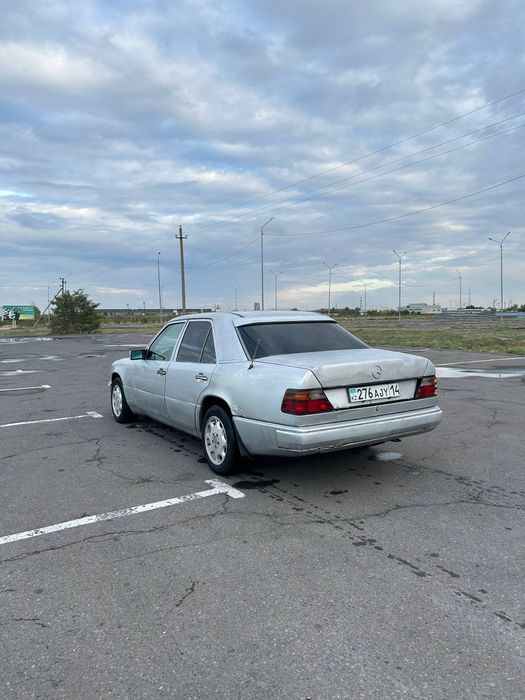Mercedes Benz w124 E230