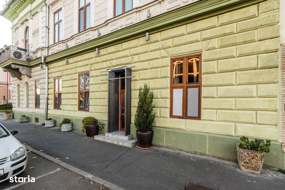 Spațiu comercial de închiriat, acces direct din bd Dragalina