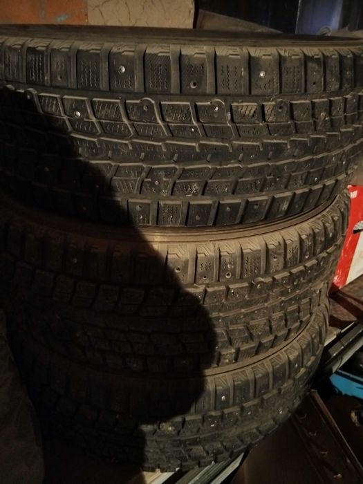 Продам зимние резиный