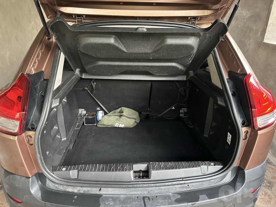 Lada xray cross 2021 sotiladi yoki obmen 7 kishilik moshinalarga