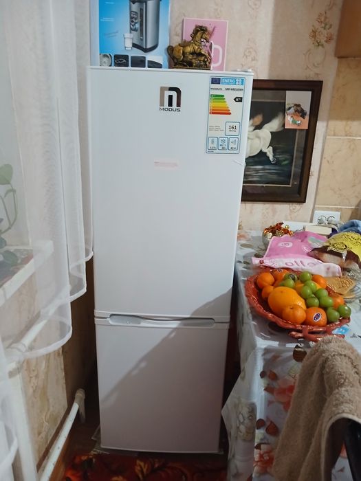 Срочно продам холодильник Модус купила 3 месяца назад новая