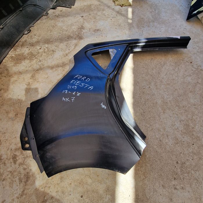 Ford fiesta 2015  08-17 MK 7 заден десен панел калник