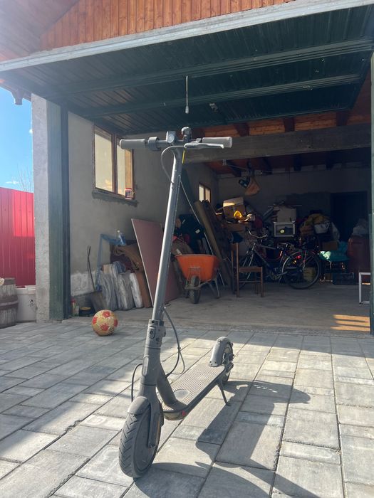 Trotinetă electrică