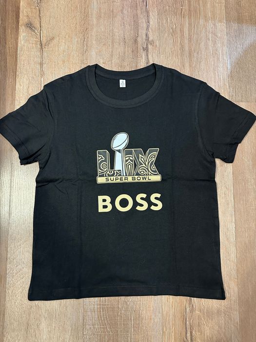 Тениски с къс ръкав