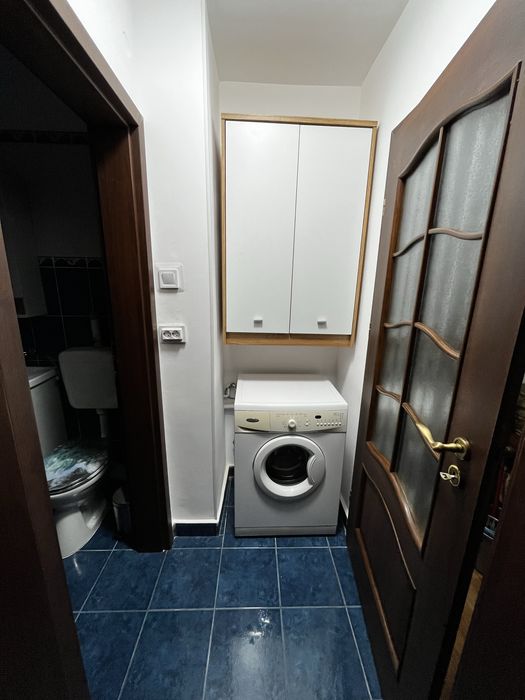 Inchiriez apartament 3 camere, Cartierul Rogerius