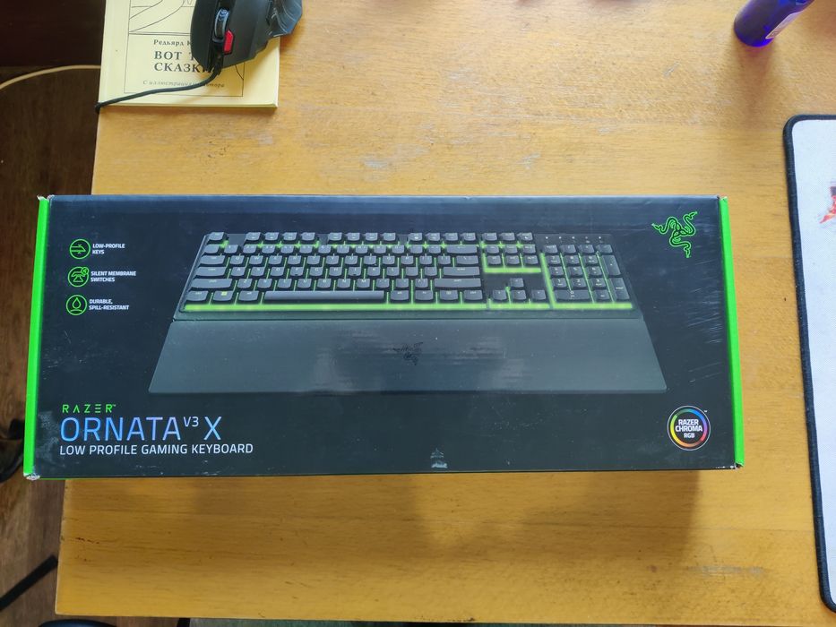 Продам клавиатуру