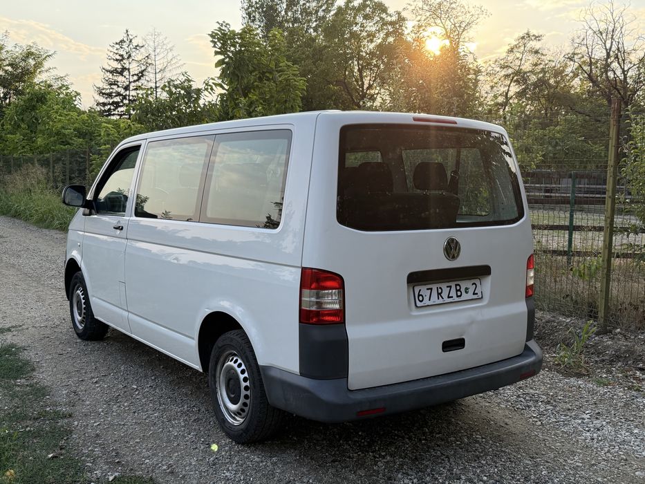 VW Transporter T5 2.0 Tdi Euro 5 cu 8+1 Locuri