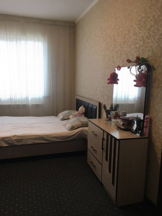 Охонгаронгада 3 хонали 3 каватда новостройка да жойлашган Уй сотилади