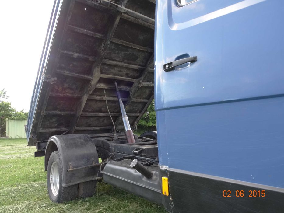 mercedes 709D самосвал