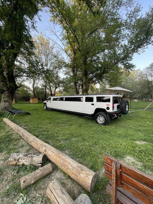 Limuzina Hummer H2 De Inchiriat