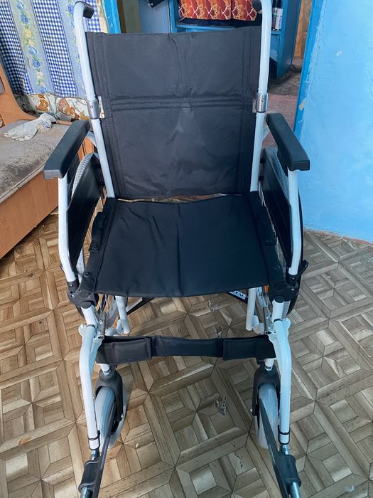 Кресло инвалидное