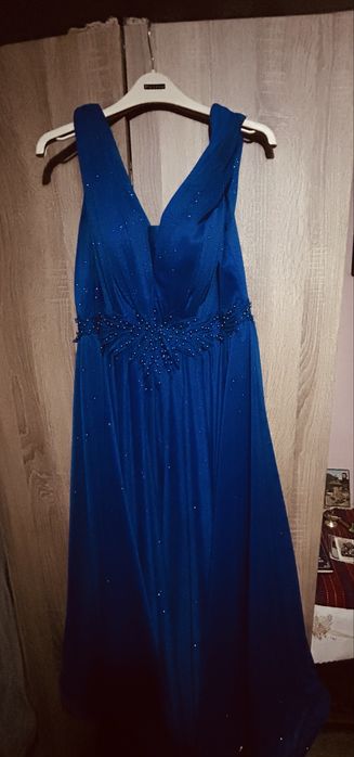 Vand rochie de seara