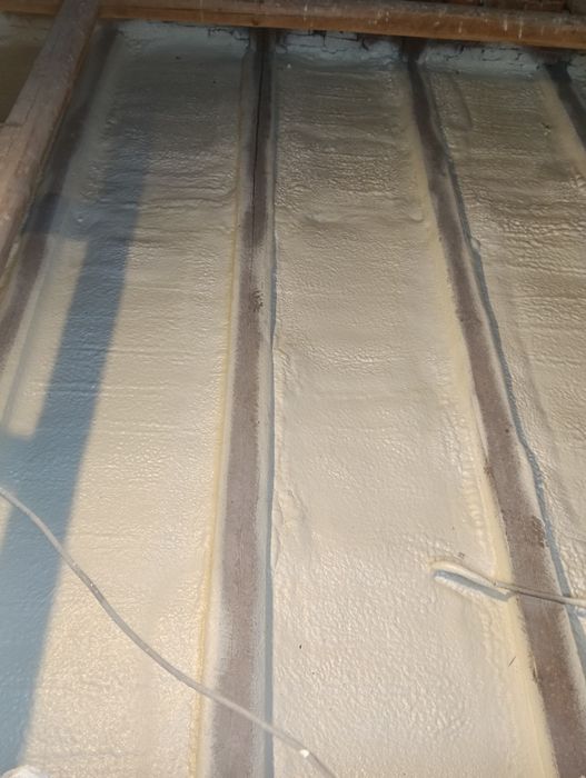 Izolație cu spumă poliuretanica