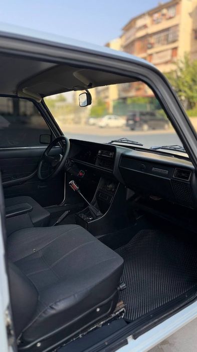 Vaz 2107 ideal holatda