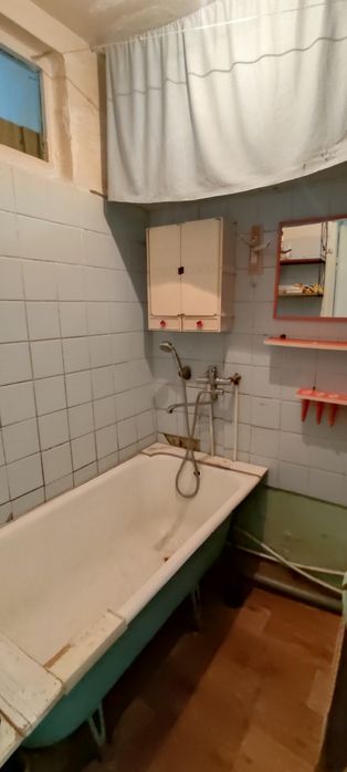 Продам трёхкомнатную квартиру